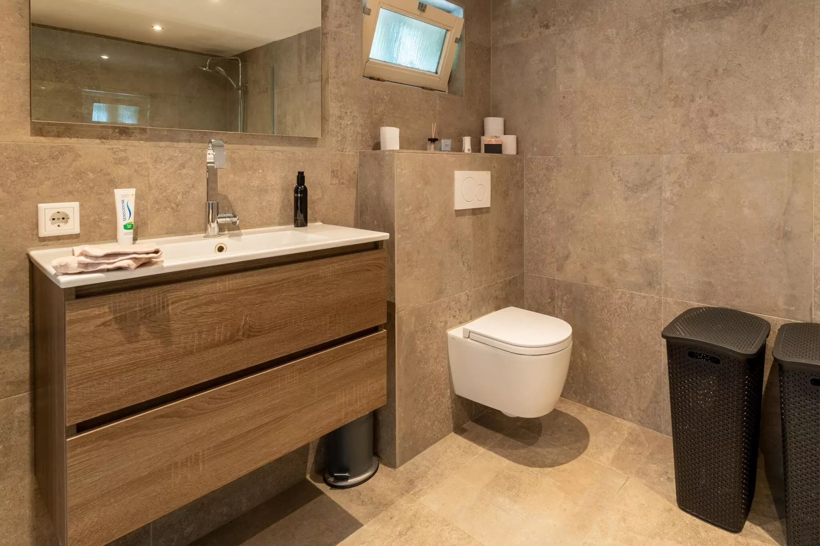 Vakantiewoning de Zwaluw-Bathroom