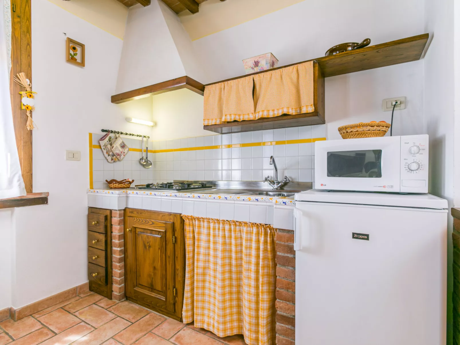 Rossogiallo - Dedans