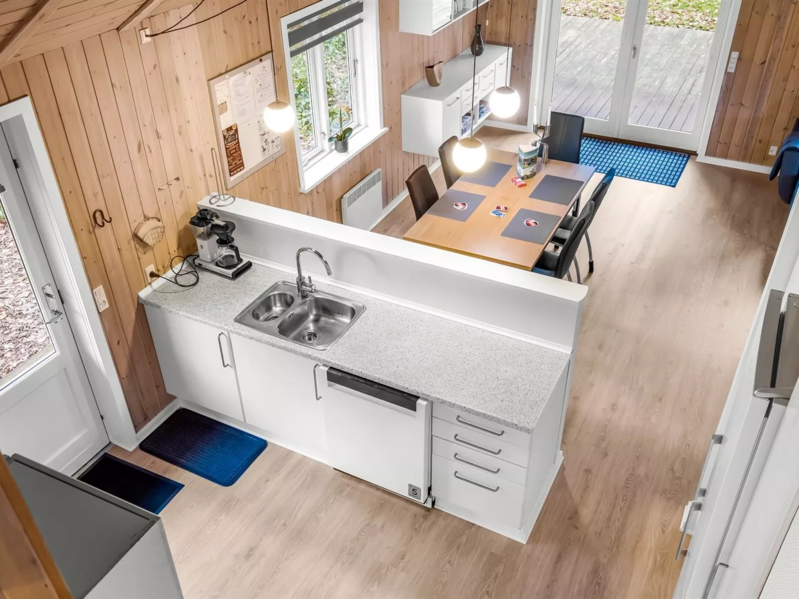 "Heina" - 25km from the sea - Drinnen