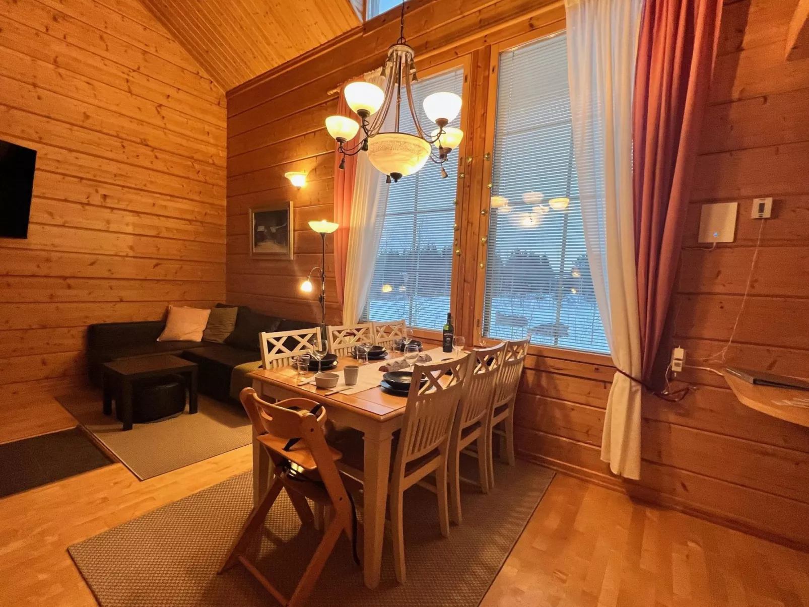 Jytilevi a - Drinnen