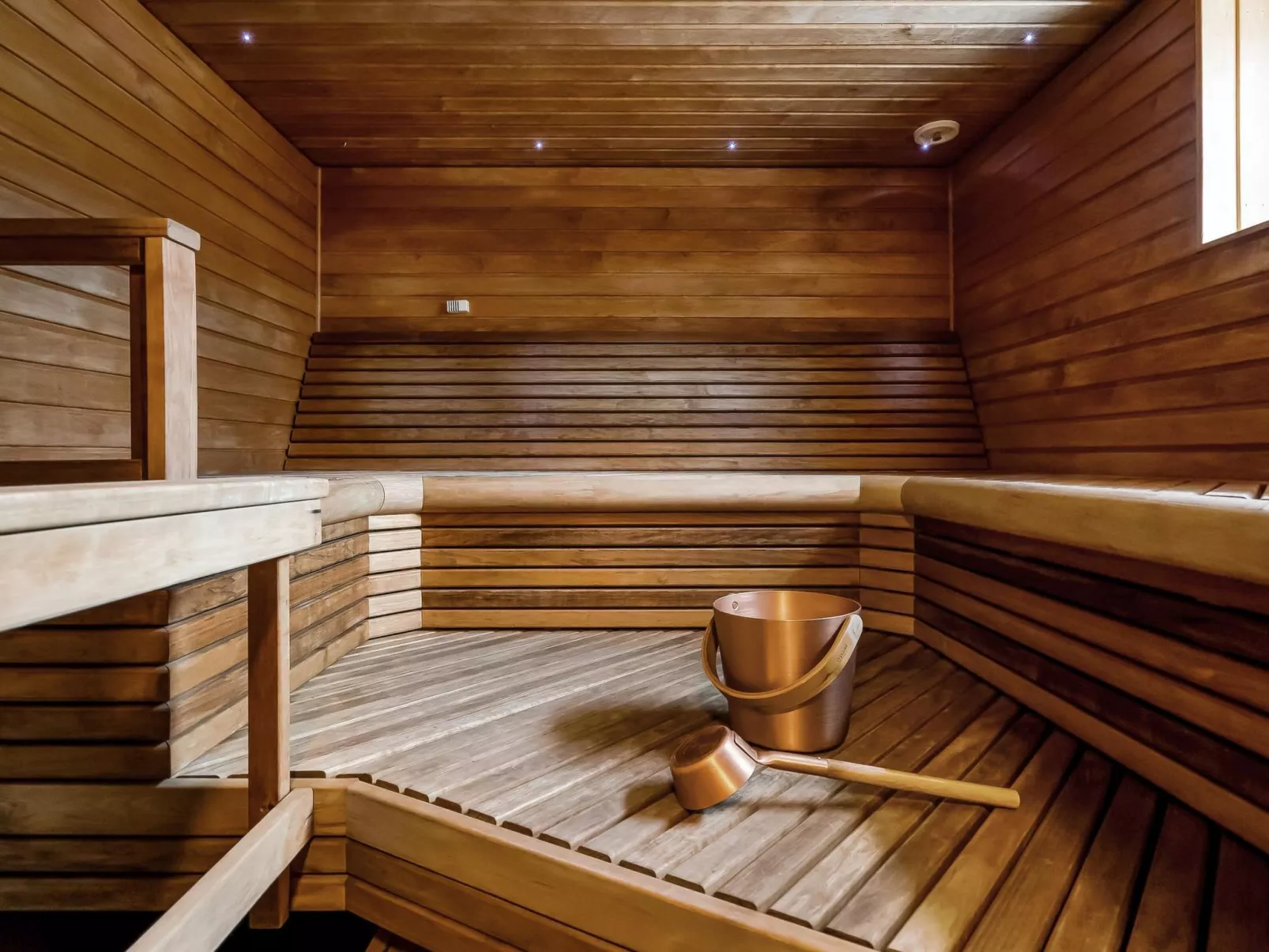 Mustijoenranta - Dedans