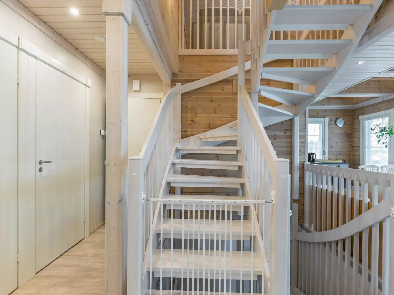 Villa iloinen - Inside