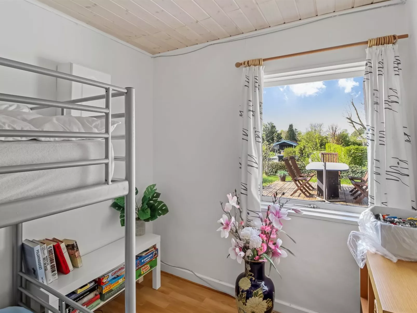 "Efraima" - 230m from the sea - Inside