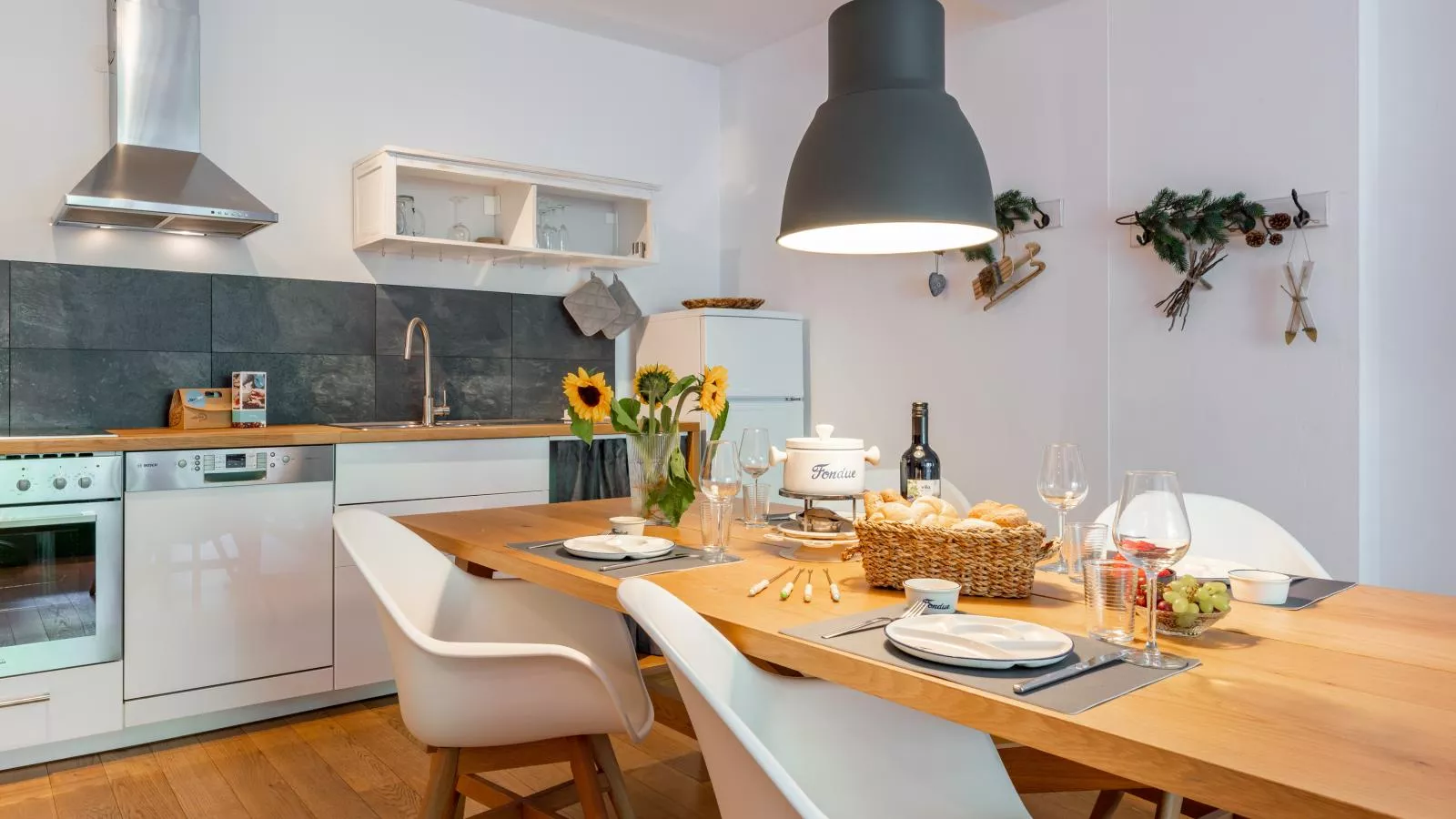 Wander lust-Kitchen