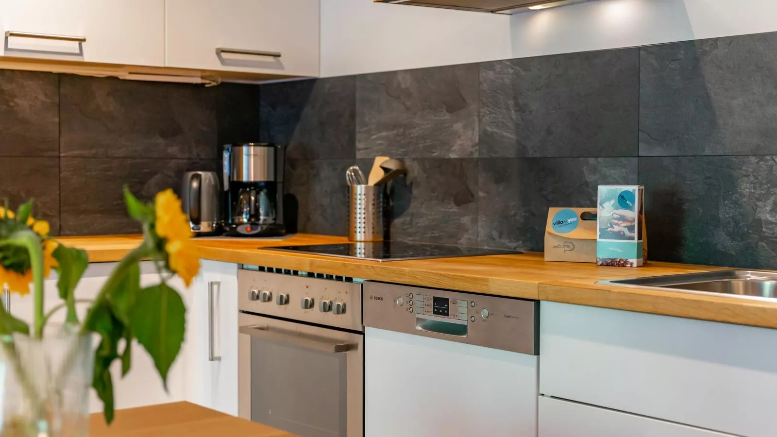 Wander lust-Kitchen