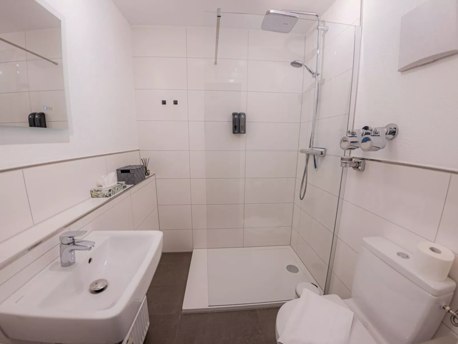 Come4Stay Passau - 2 Zimmer - bis zu 4 Gäste - Image-tags.info