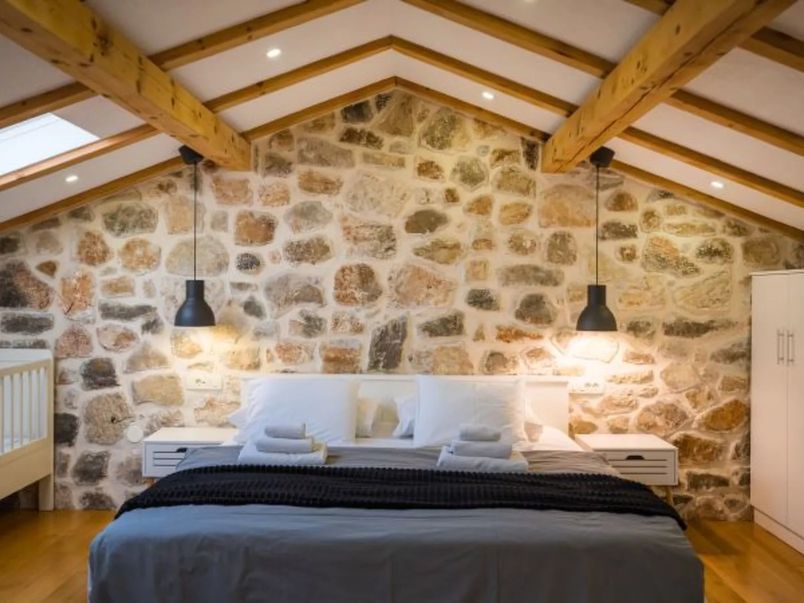 Villa Miandri with heated pool - Image-tags.info