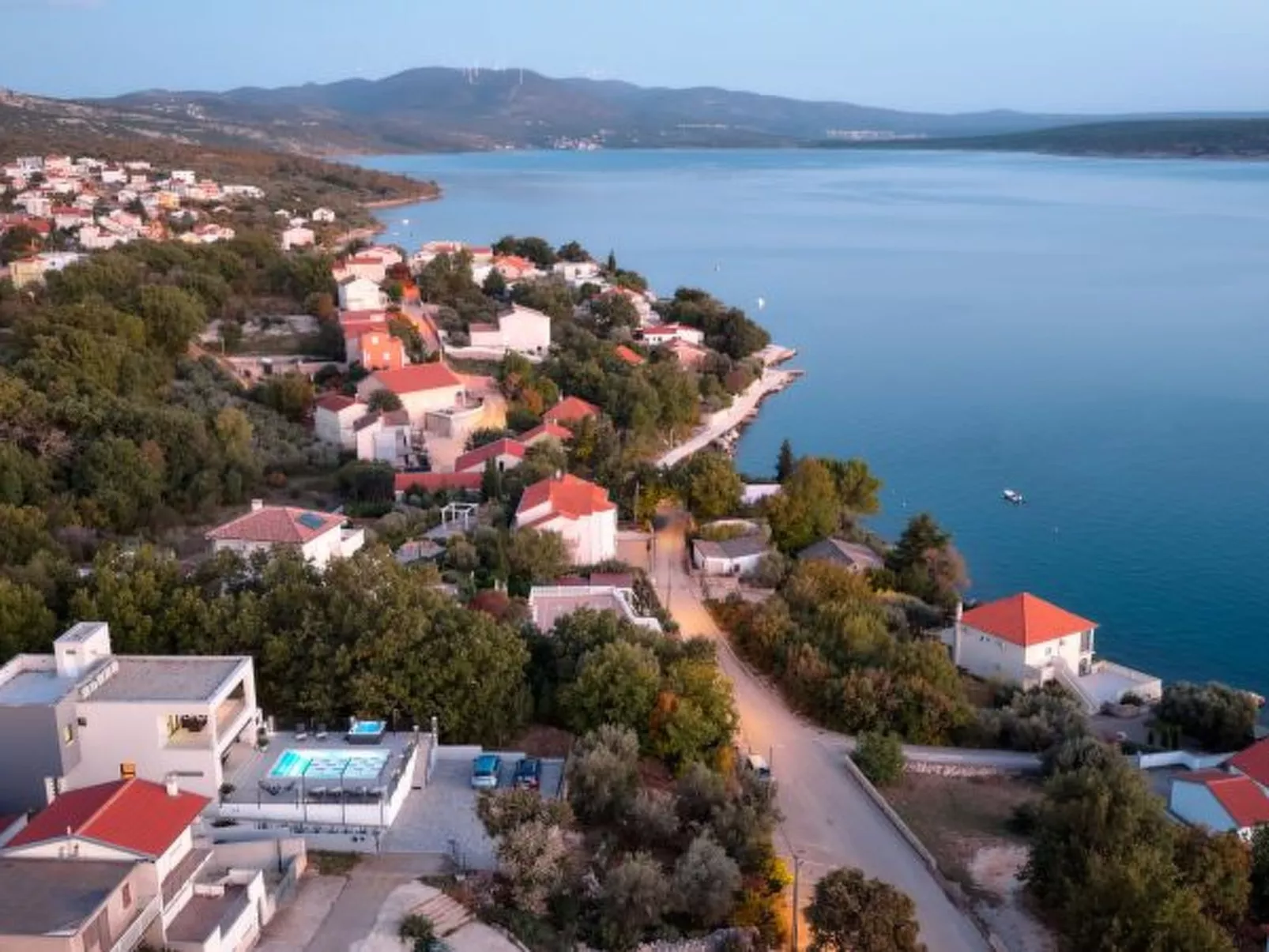 Beautiful Villa Katharina with pool - Draußen