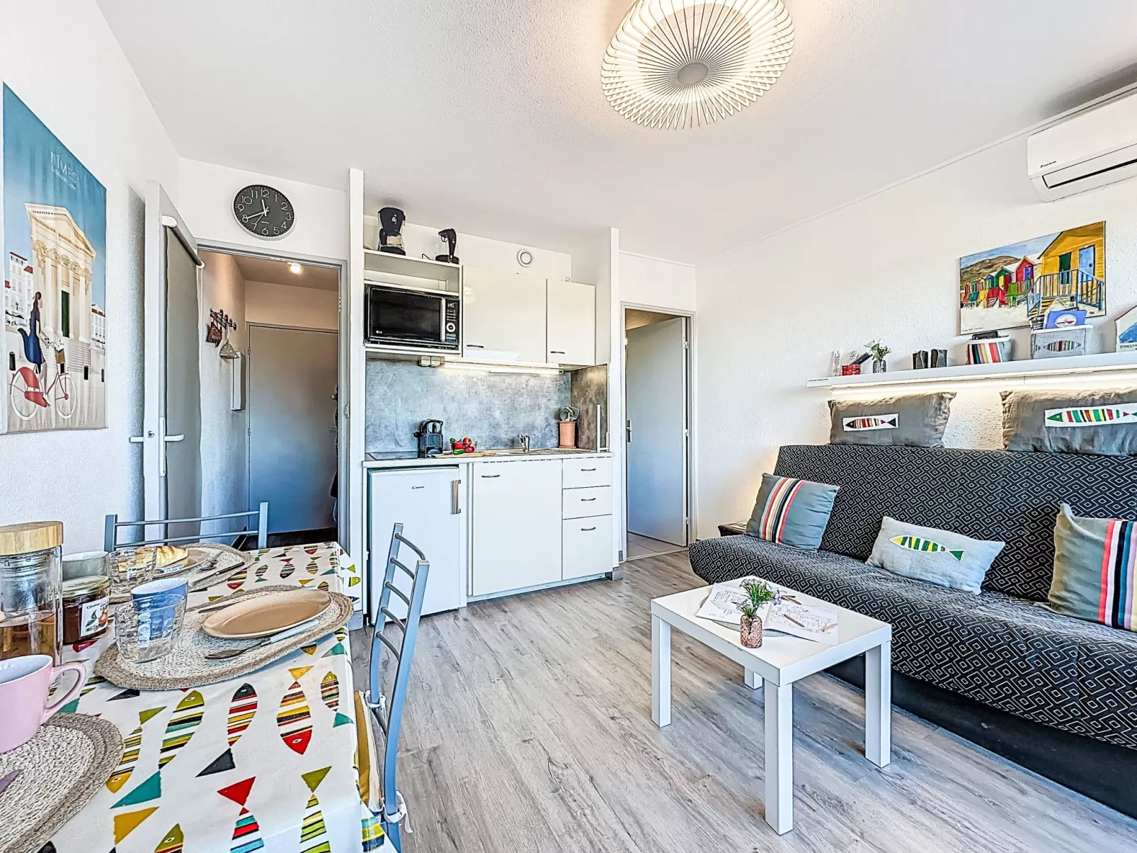 Le Grand Galion - Drinnen