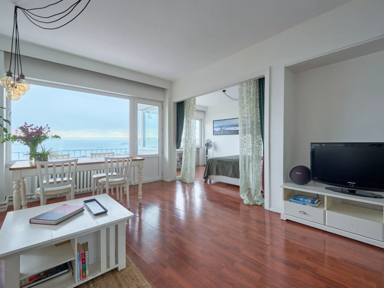 Wohnung mit Blick auf die Halbinsel von Istanbul - Drinnen