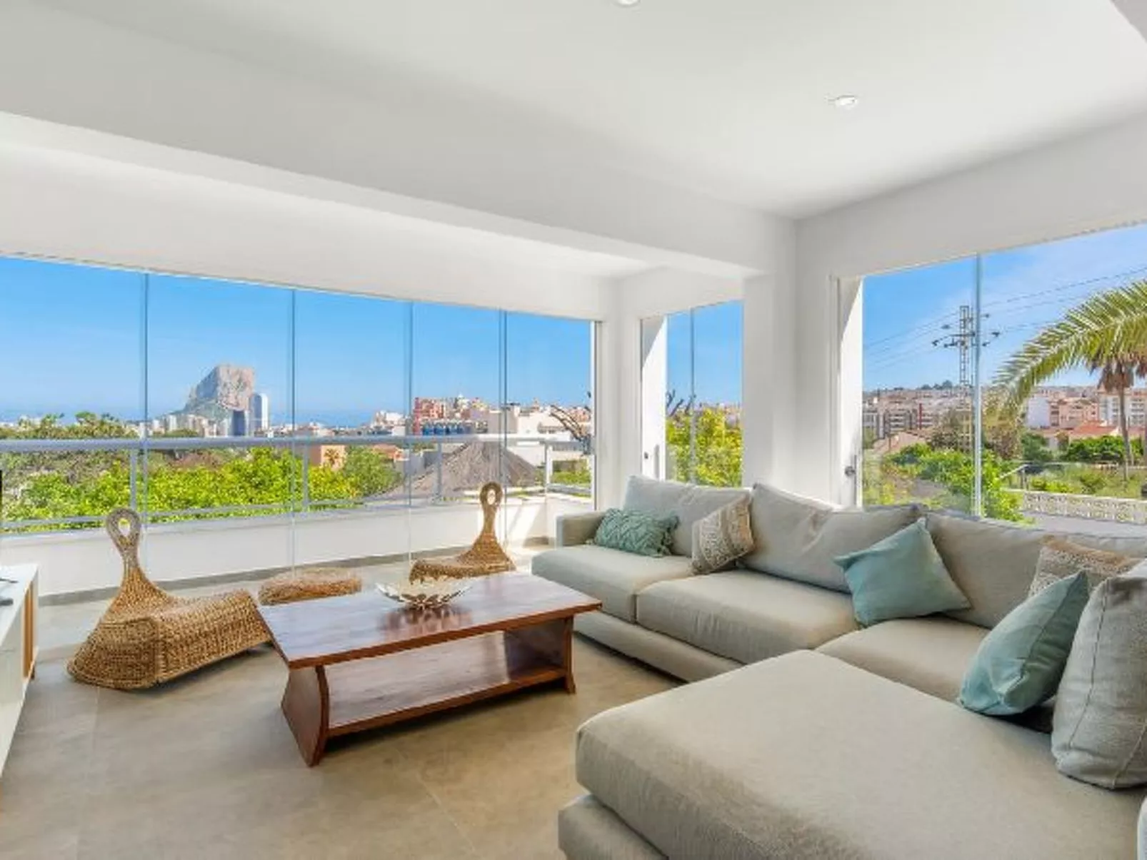 Villa Reva - PlusHolidays - Image-tags.info