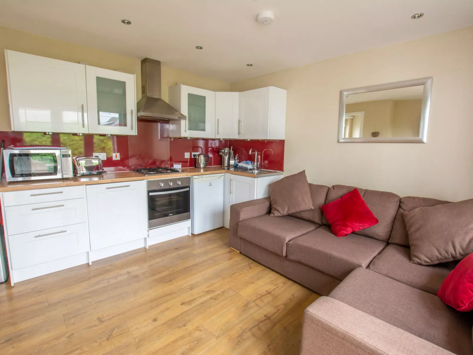 Hütte Helena - Drinnen