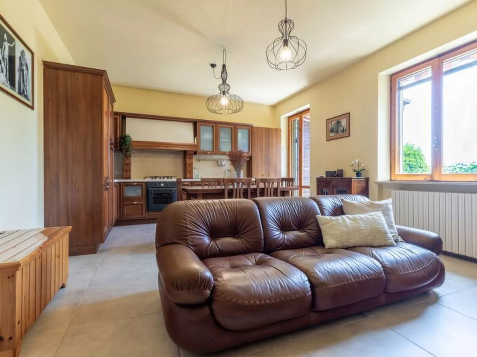 Sunrise Hill Holiday Home - Inside