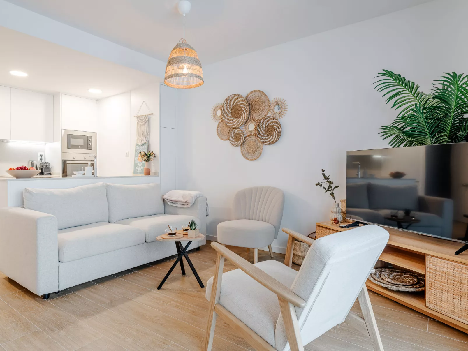 Marina Real III - Inside