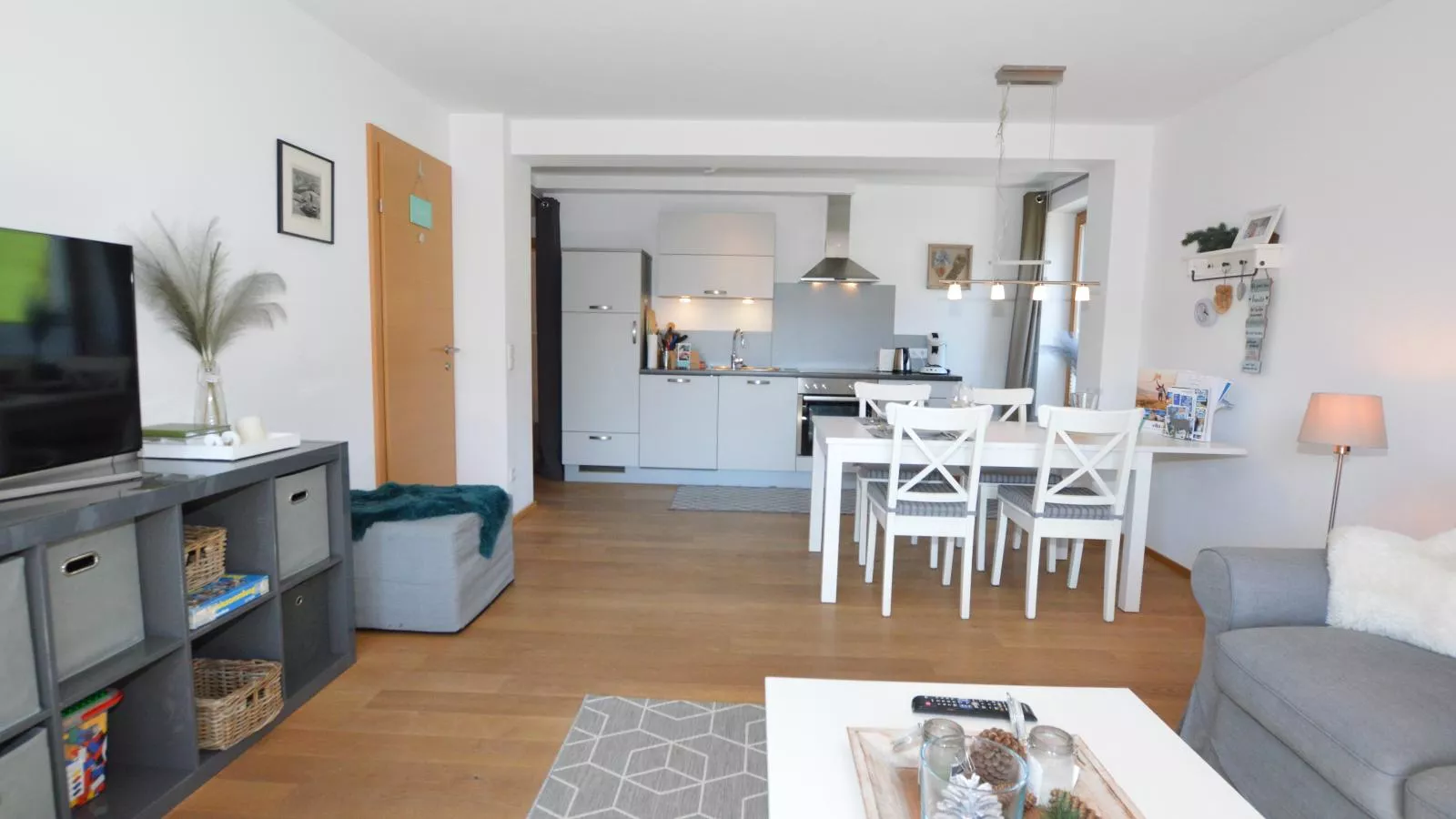 Edelweiss top 7-Living room
