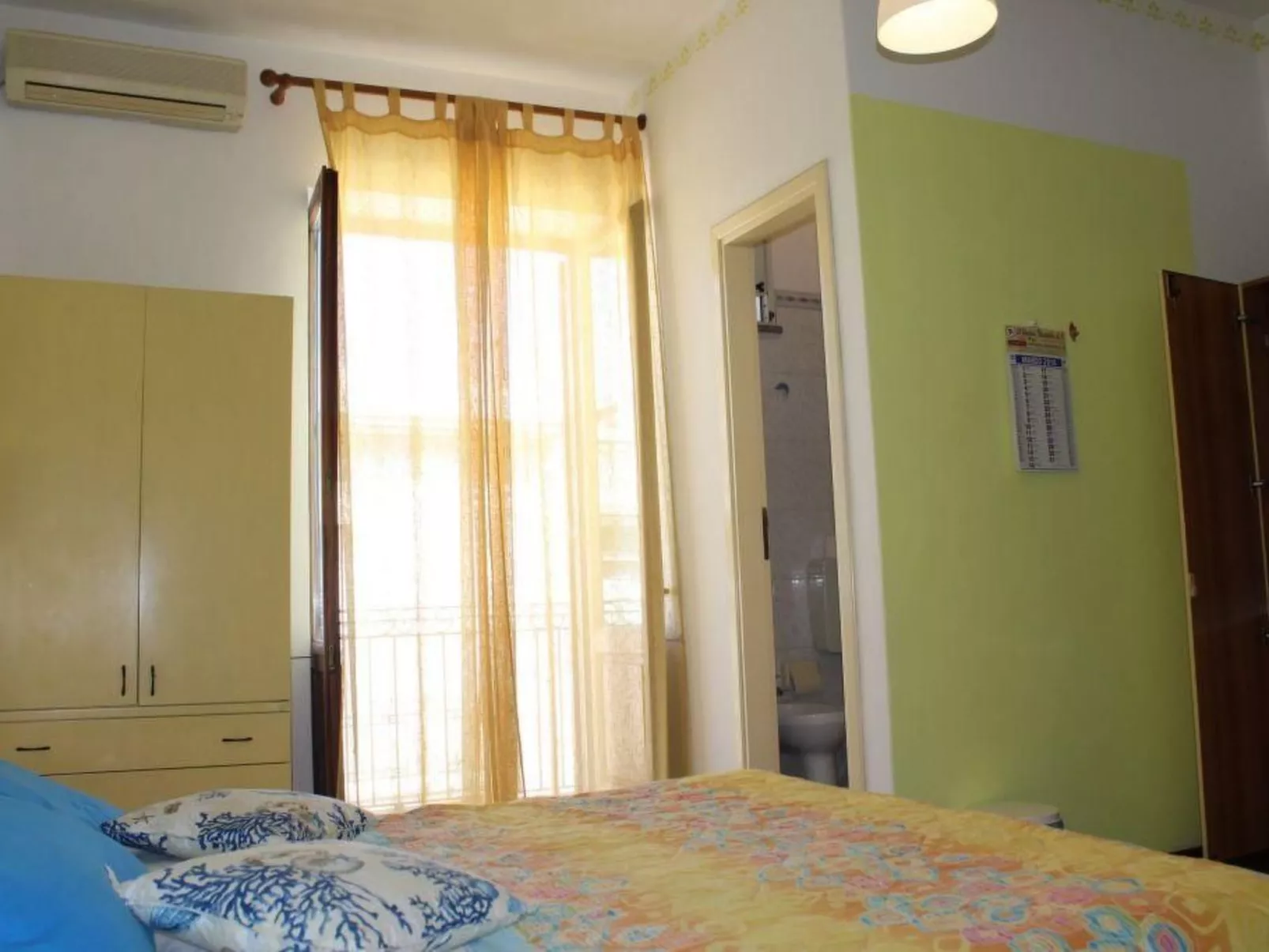 Ferienzimmer 'Bartolo' mit eigener Terrasse - Inside