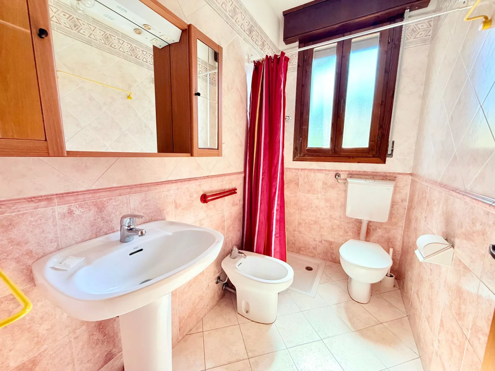 Chalet, Terrasse mit Kamin, privater Garten - Dedans