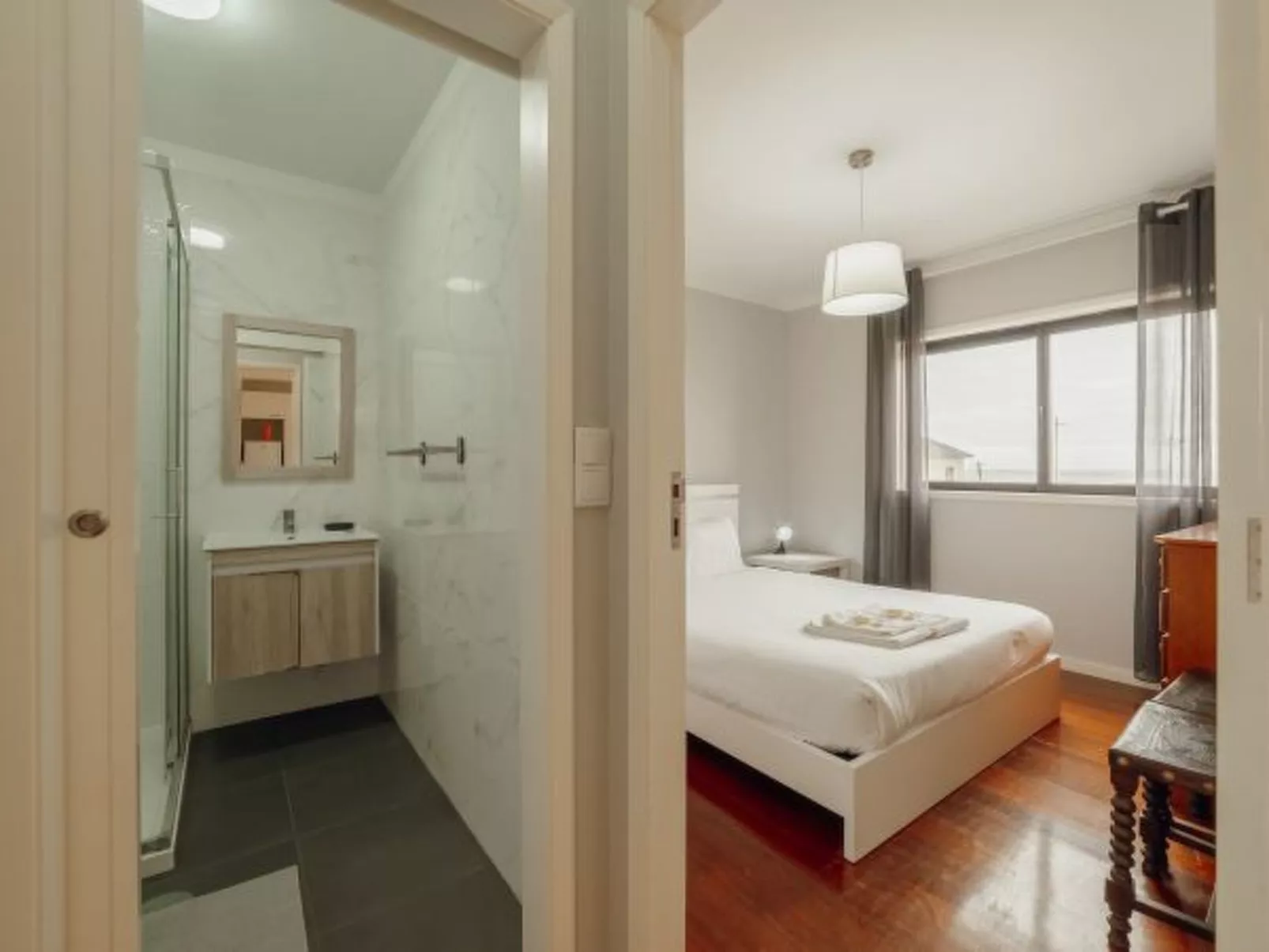 ESPINHO SEAWALK AND SEAVIEW by VACATIONY - Inside