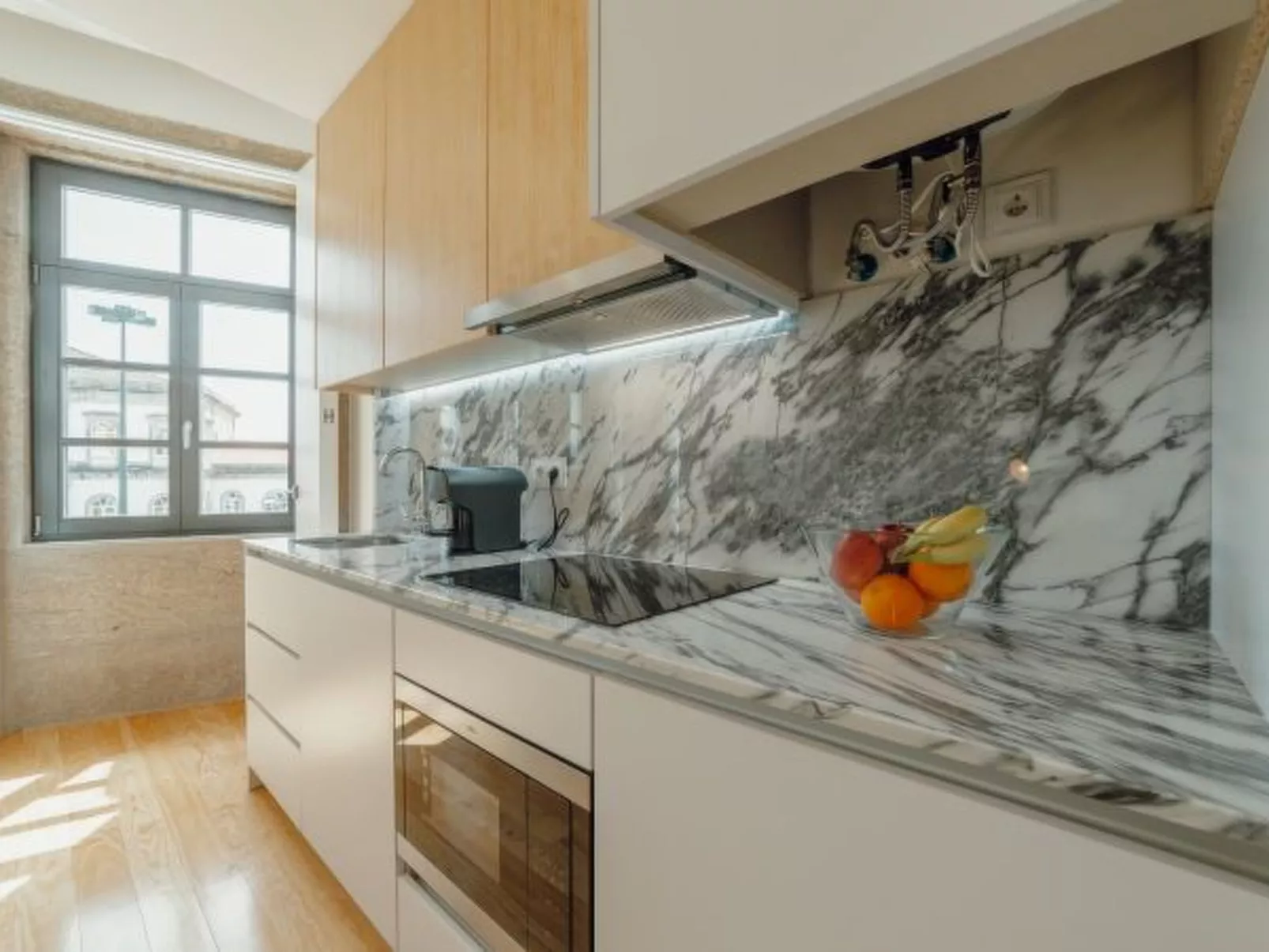 COURTYARD OPORTO DESIGN APARTMENT B - Drinnen