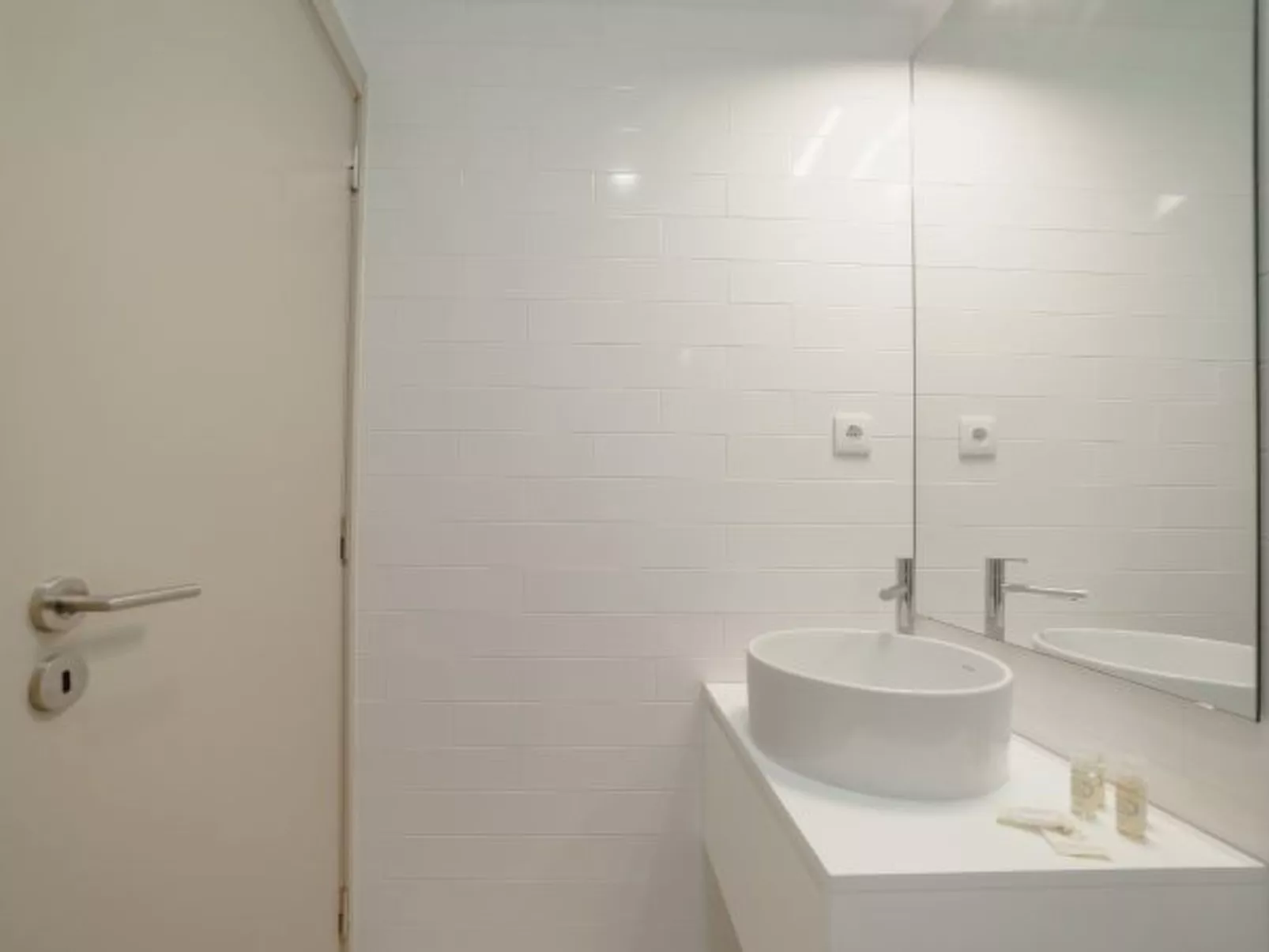 LEGACY OPORTO DESIGN APARTMENT A by VACATIONY - Dedans