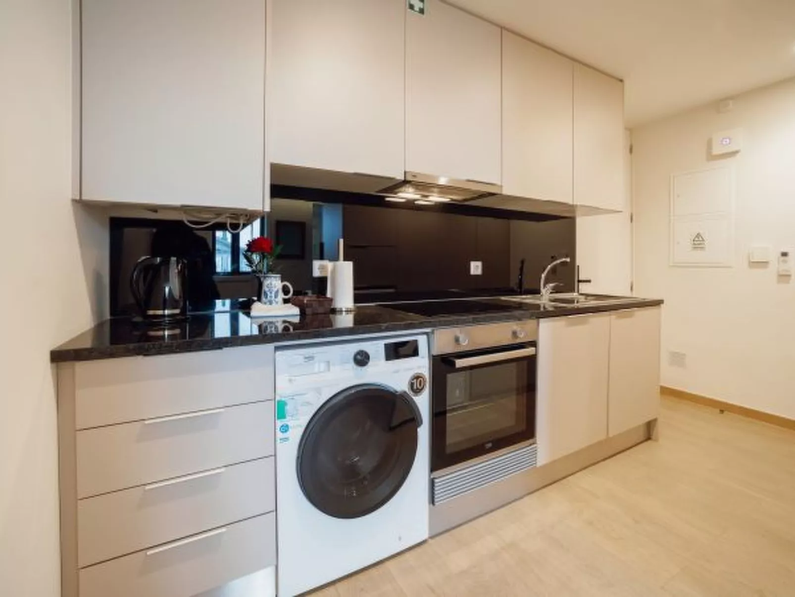 CARMO RESIDENCE PORTO - S. ANTONIO by VACATIONY - Dedans