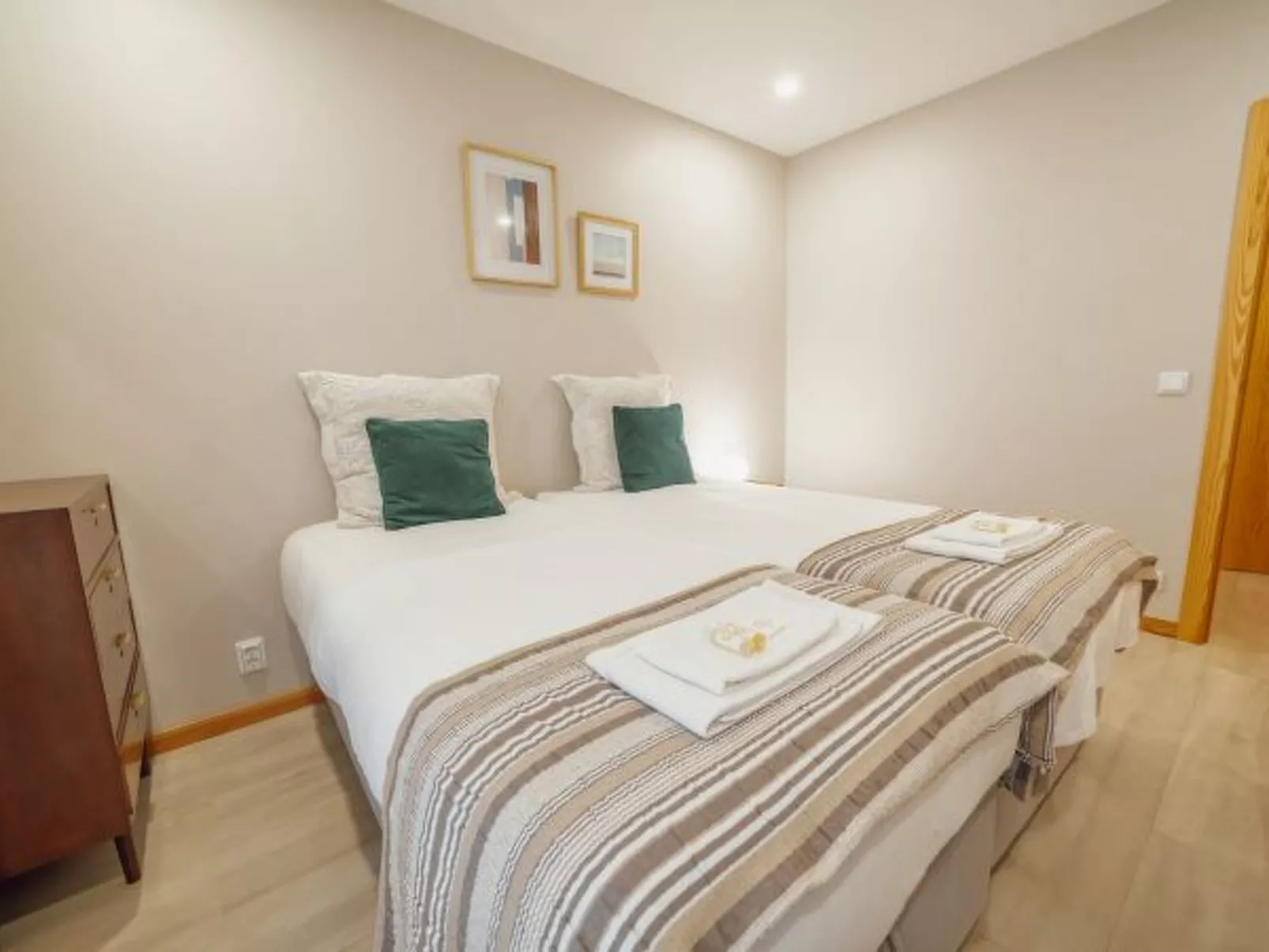 GOOD MORNING TORRINHA by VACATIONY - Inside