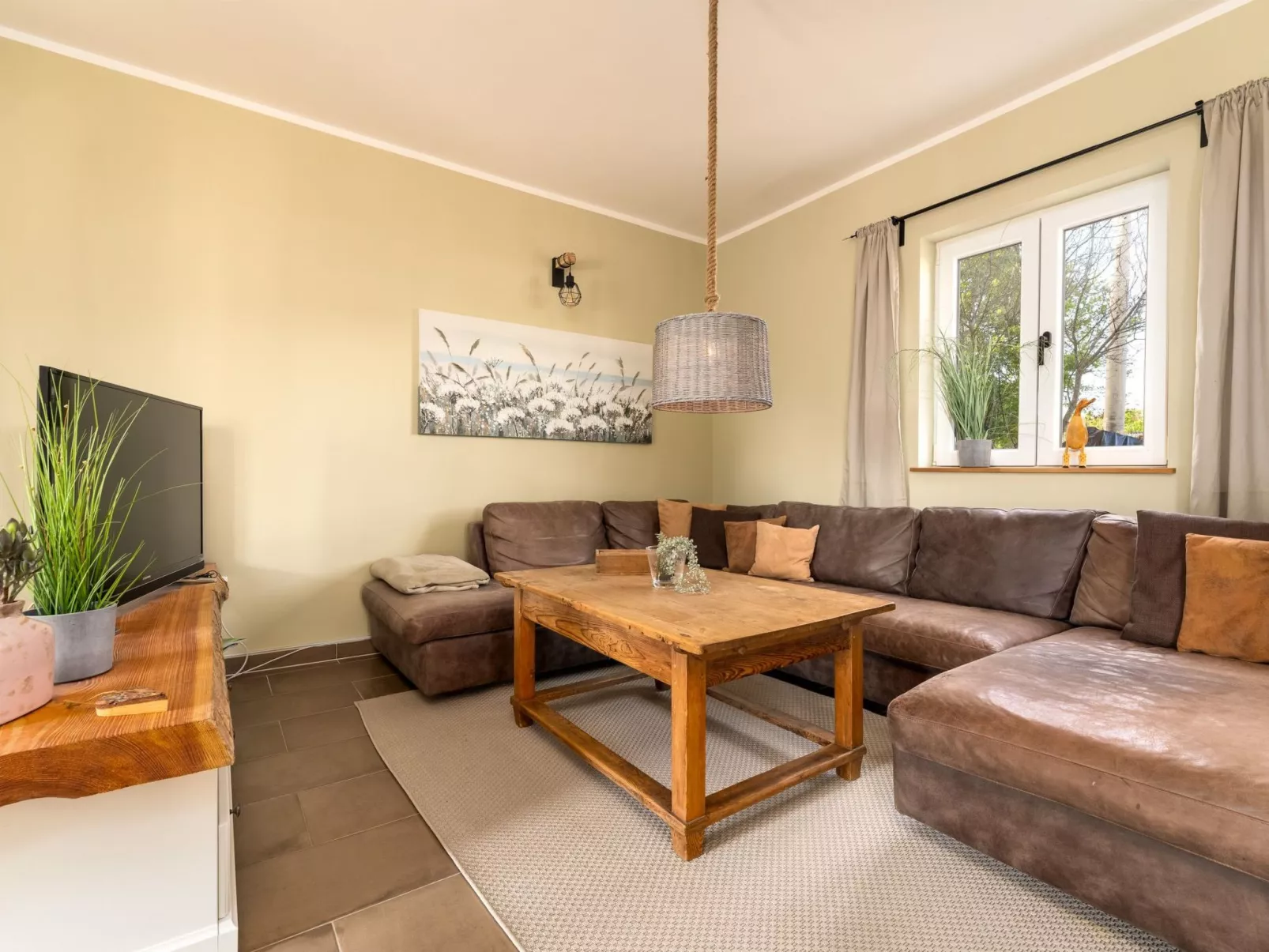 Eine luxuriöse Villa "Maslina" mit Pool und Grill - Image-tags.info