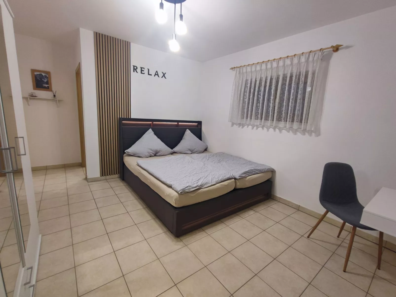 Look wide - Image-tags.info