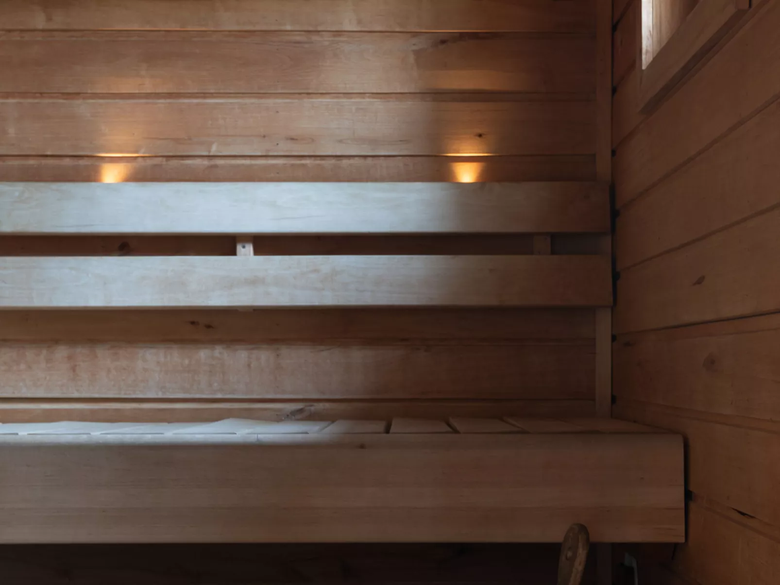 Virtaan väentupa - Inside