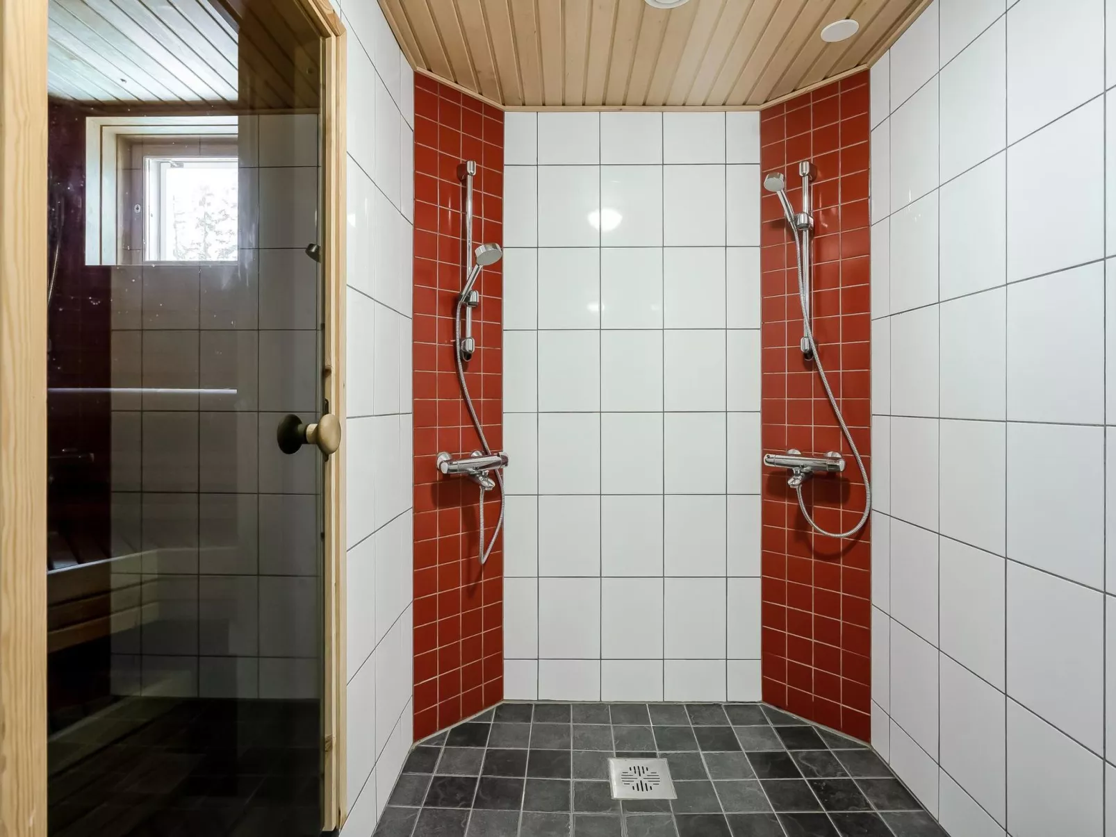 Mustijoenranta - Dedans