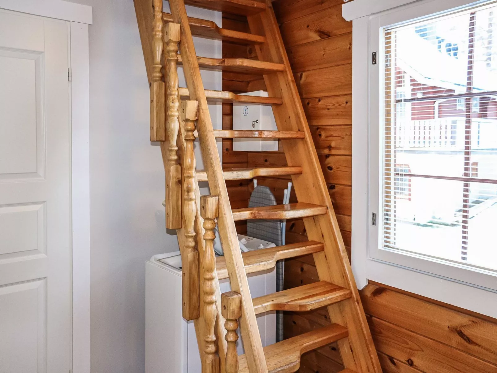 Alppikylä 8a paritalo - Dedans