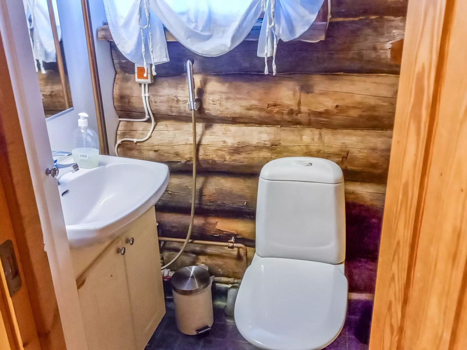 Kelosyväri 17 - Dedans