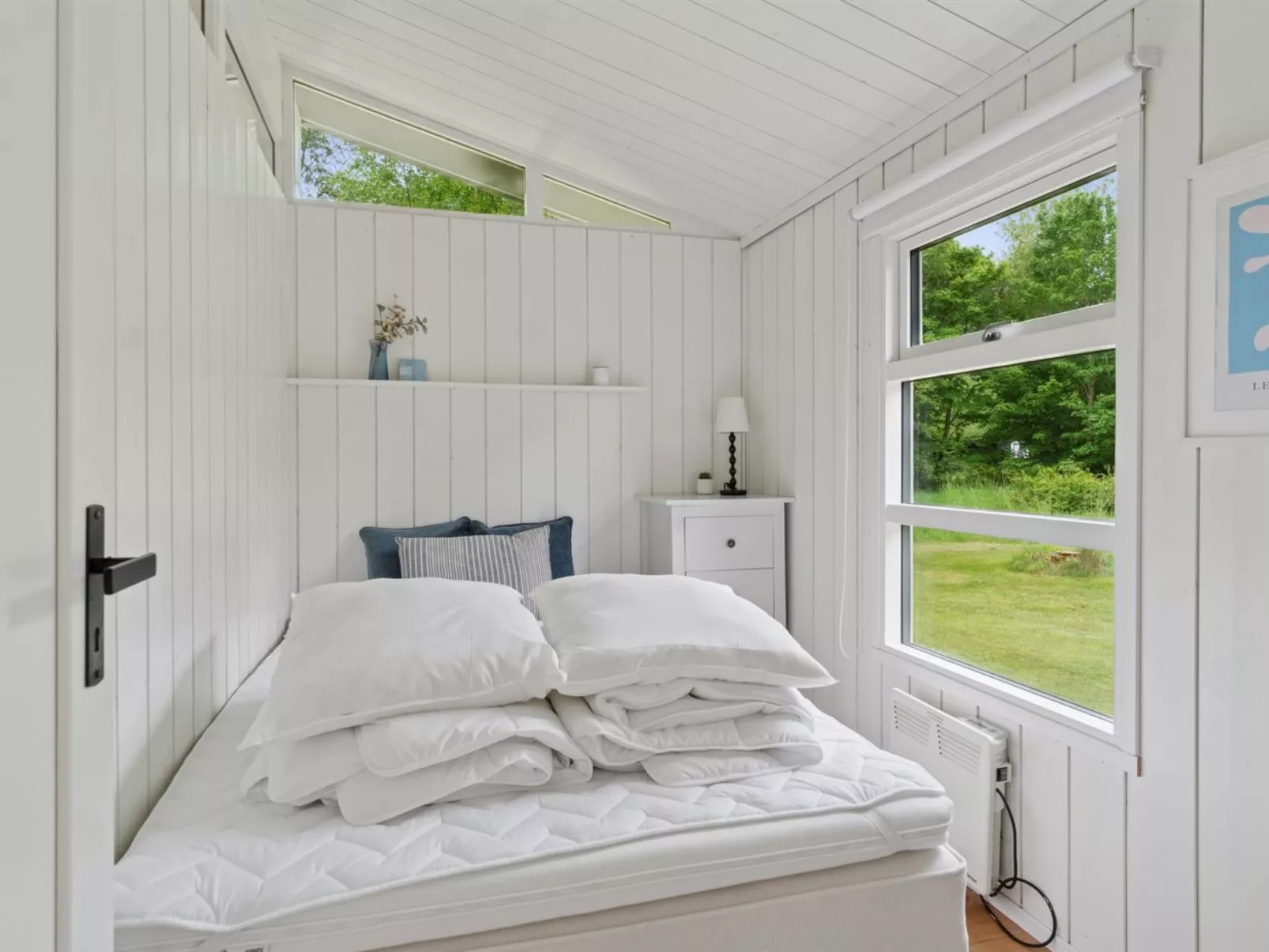 "Sylvana" -  from the sea - Inside