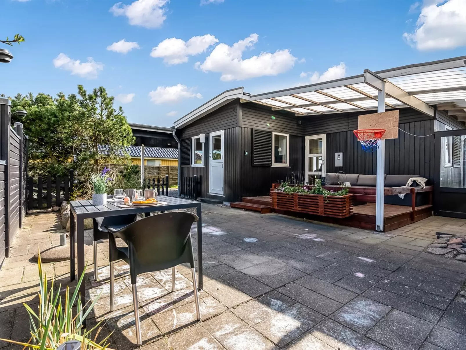 "Soini" - 50m from the sea - Outside