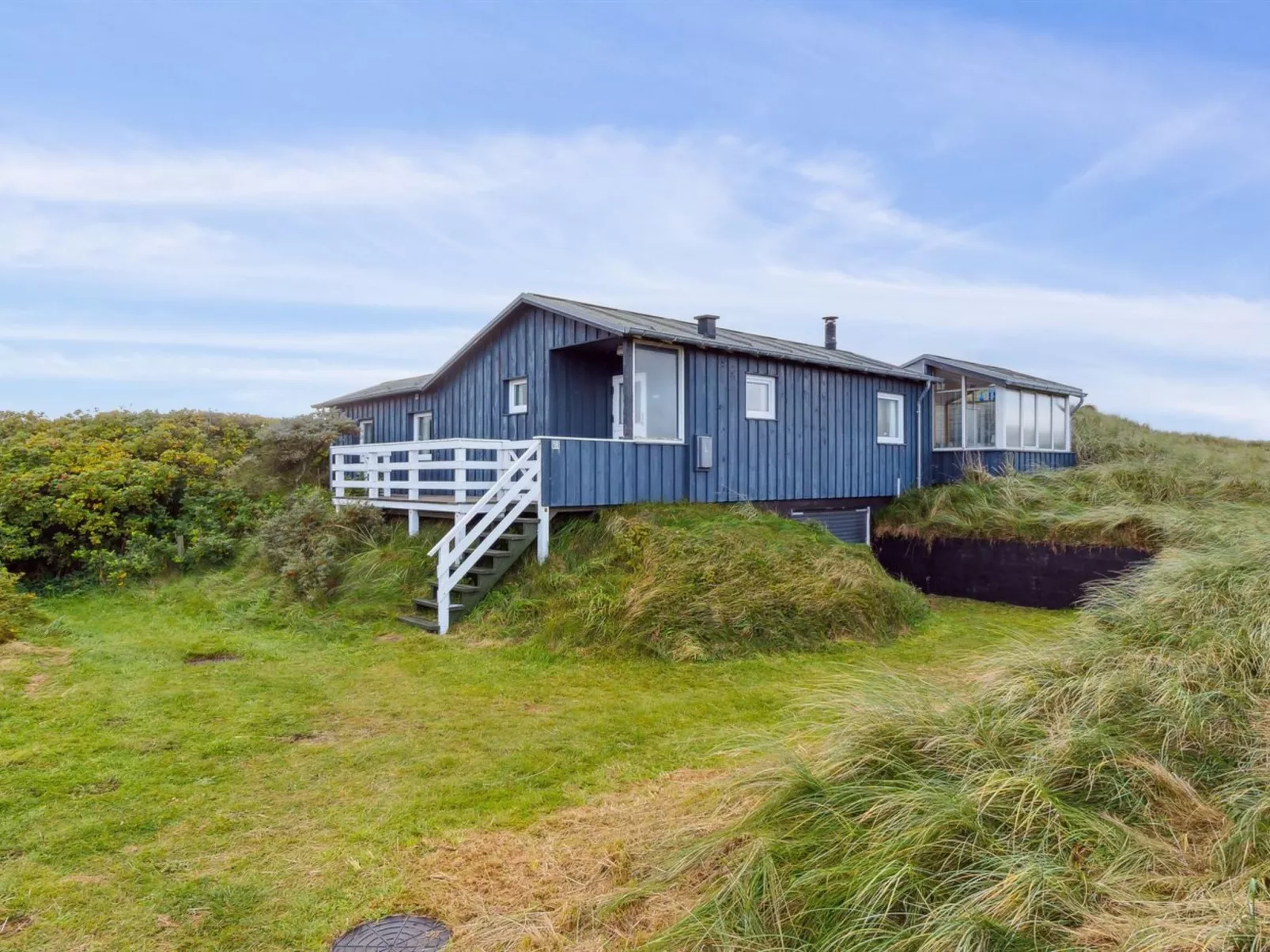 "Pihla" - 150m from the sea - Outside