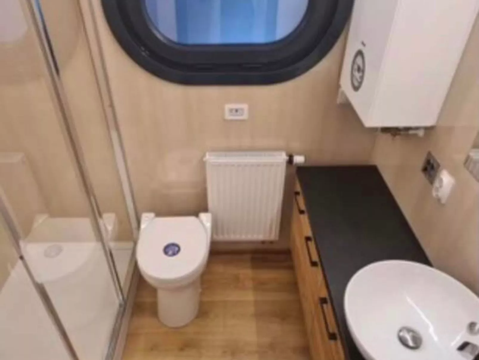 Hausboot mit Sauna - Draußen