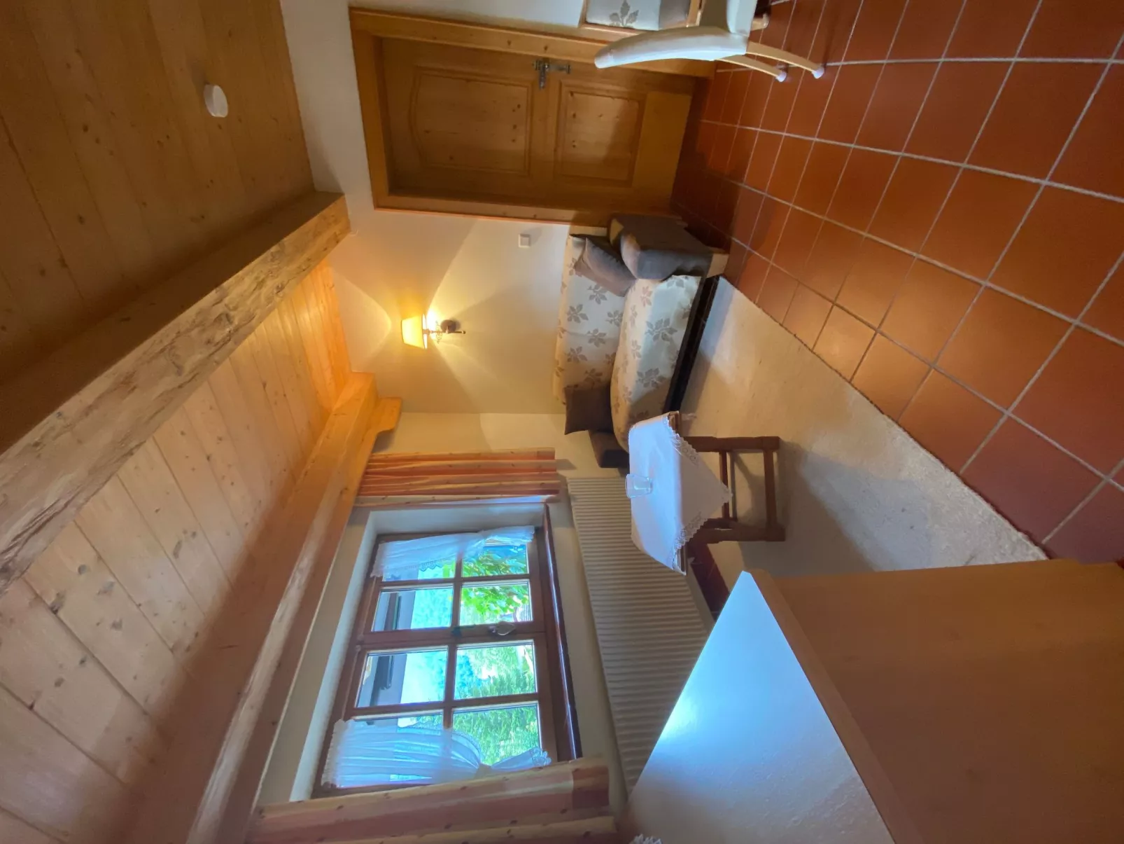 In ruhiger Lage nahe am See - Drinnen