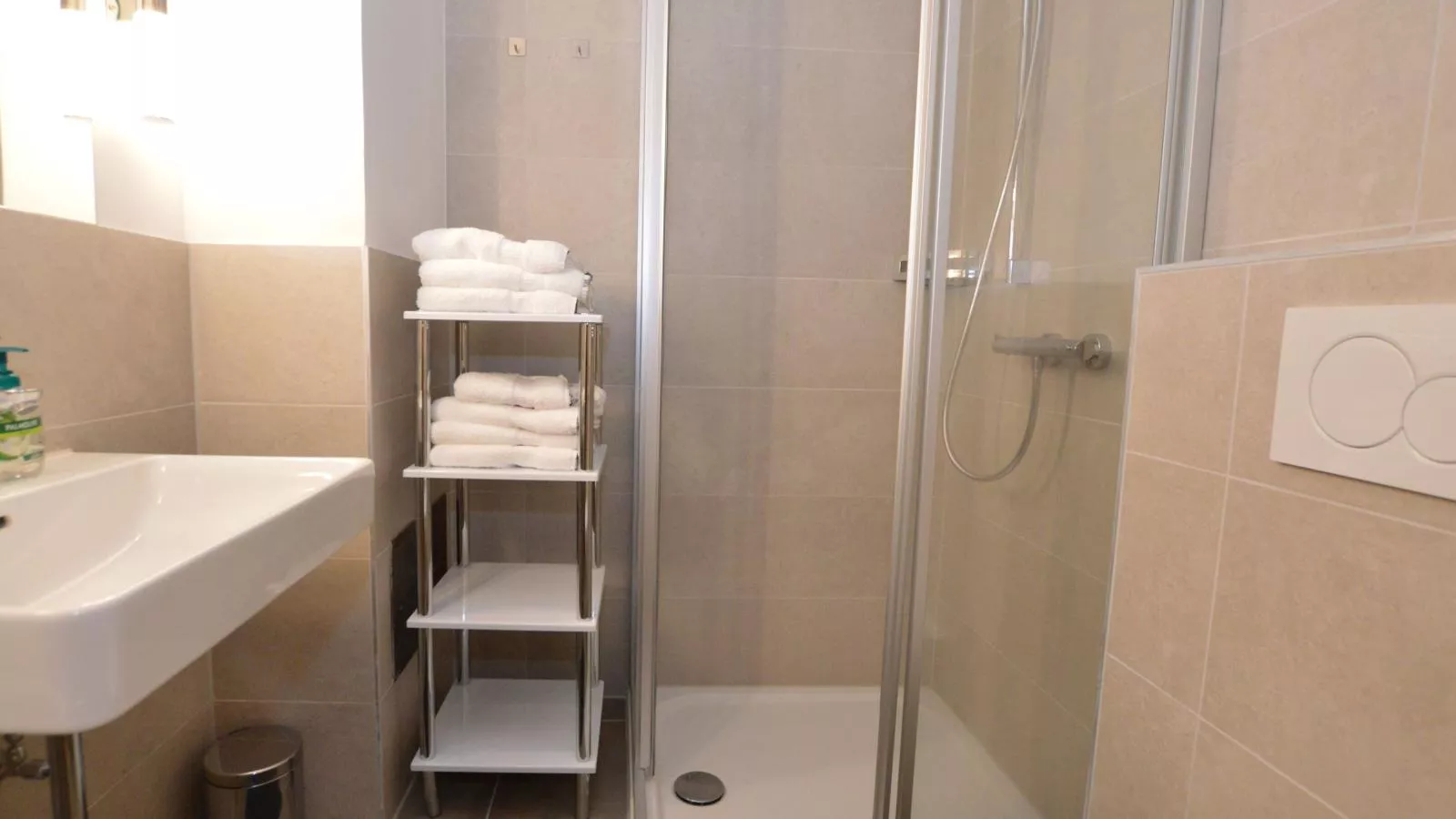 Selbkönig-Bathroom
