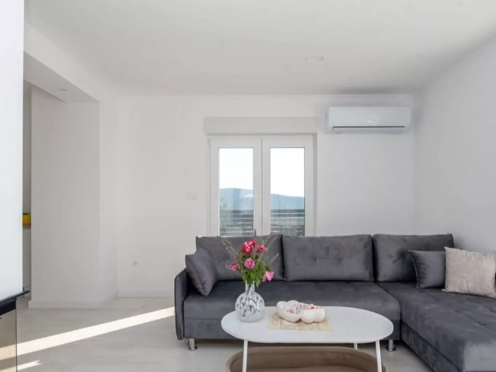 "Luxury Grey house" - Drinnen