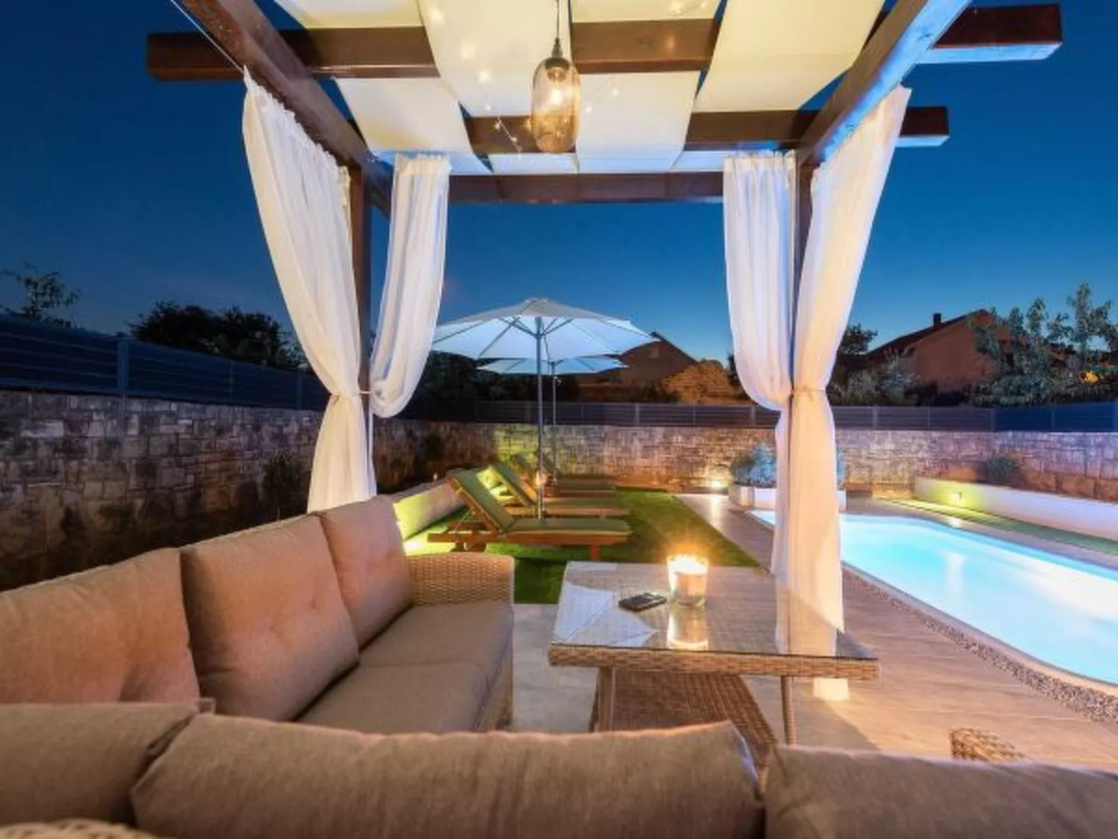 Dalmatian Holiday house Marcella with pool - Image-tags.info