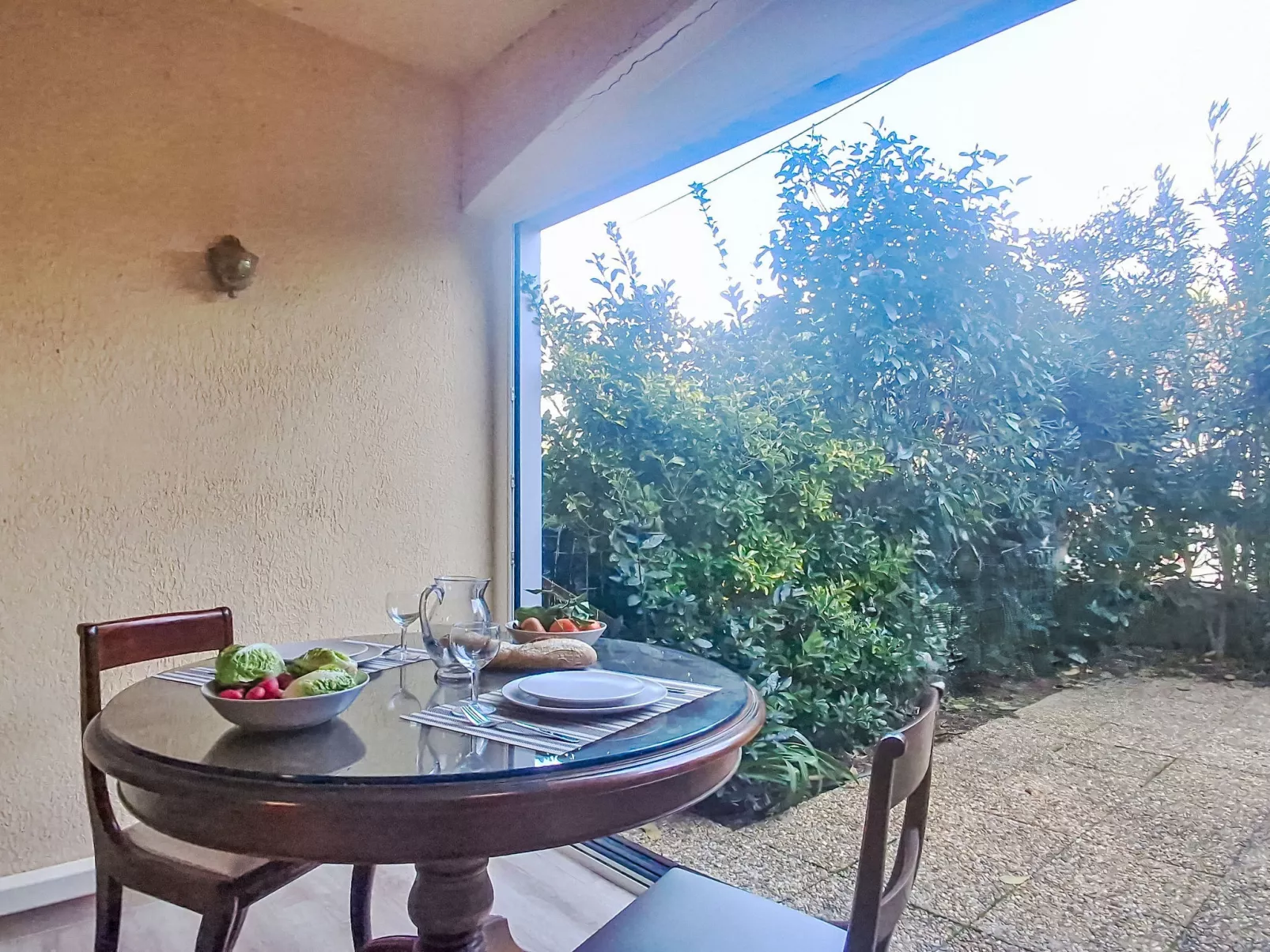 Les trinquettes - Drinnen