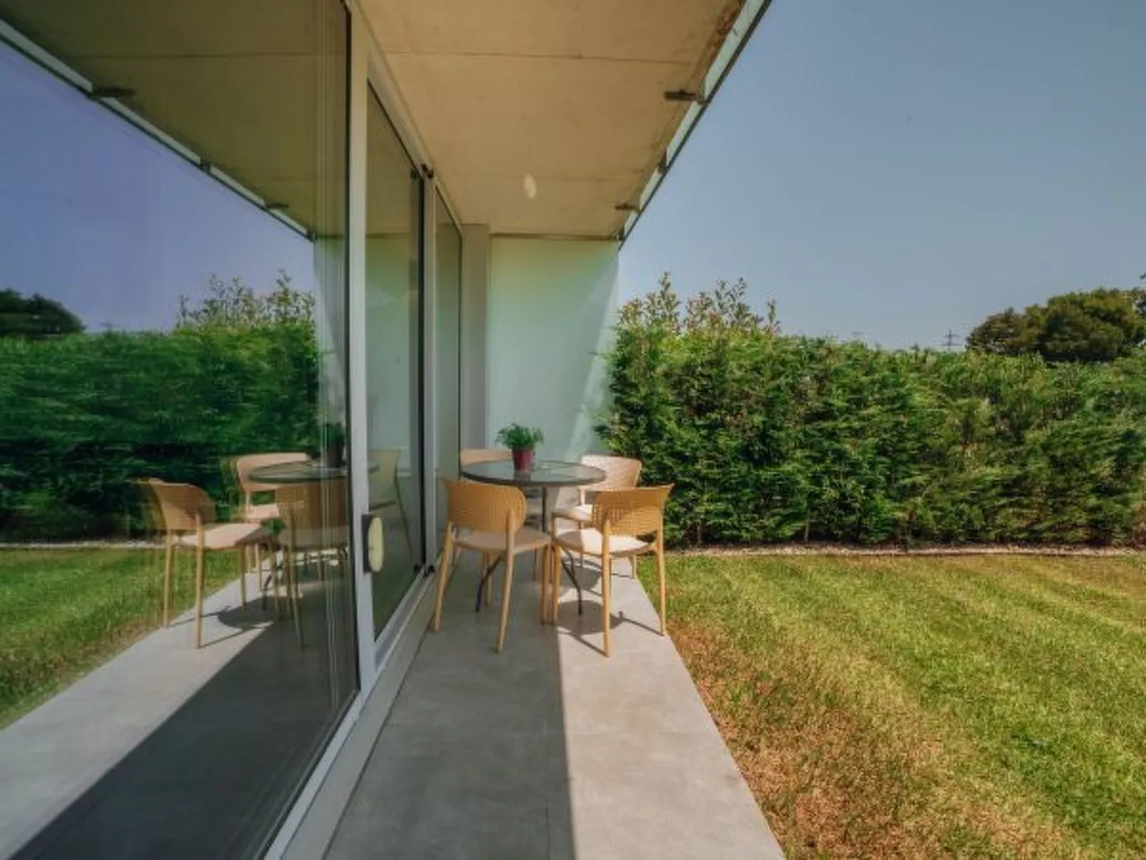 AMAZING DESIGN GARDEN with POOL by VACATIONY - Outside