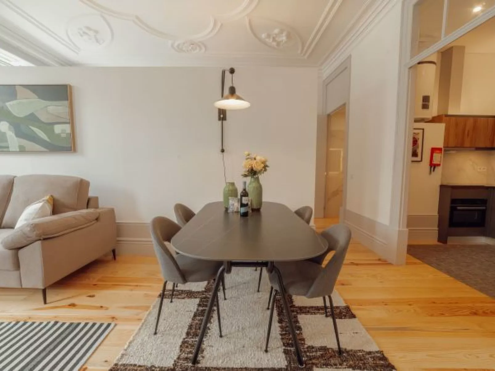 HEART OF PORTO APARTMENT C by VACATIONY - Inside