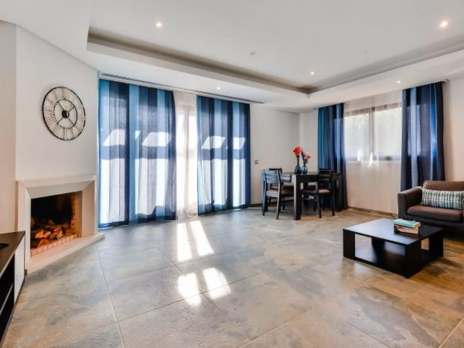 Falesia Beach A - Inside