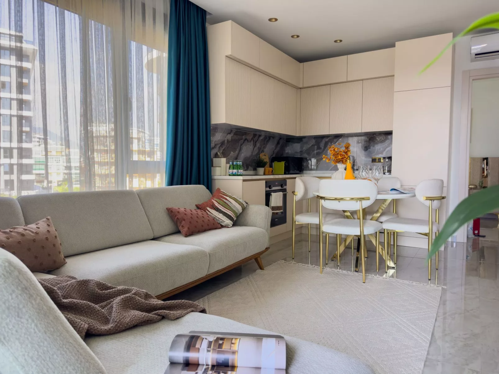 Qoople Eхсellence A-49 neue Wohnung am Meer - Dedans