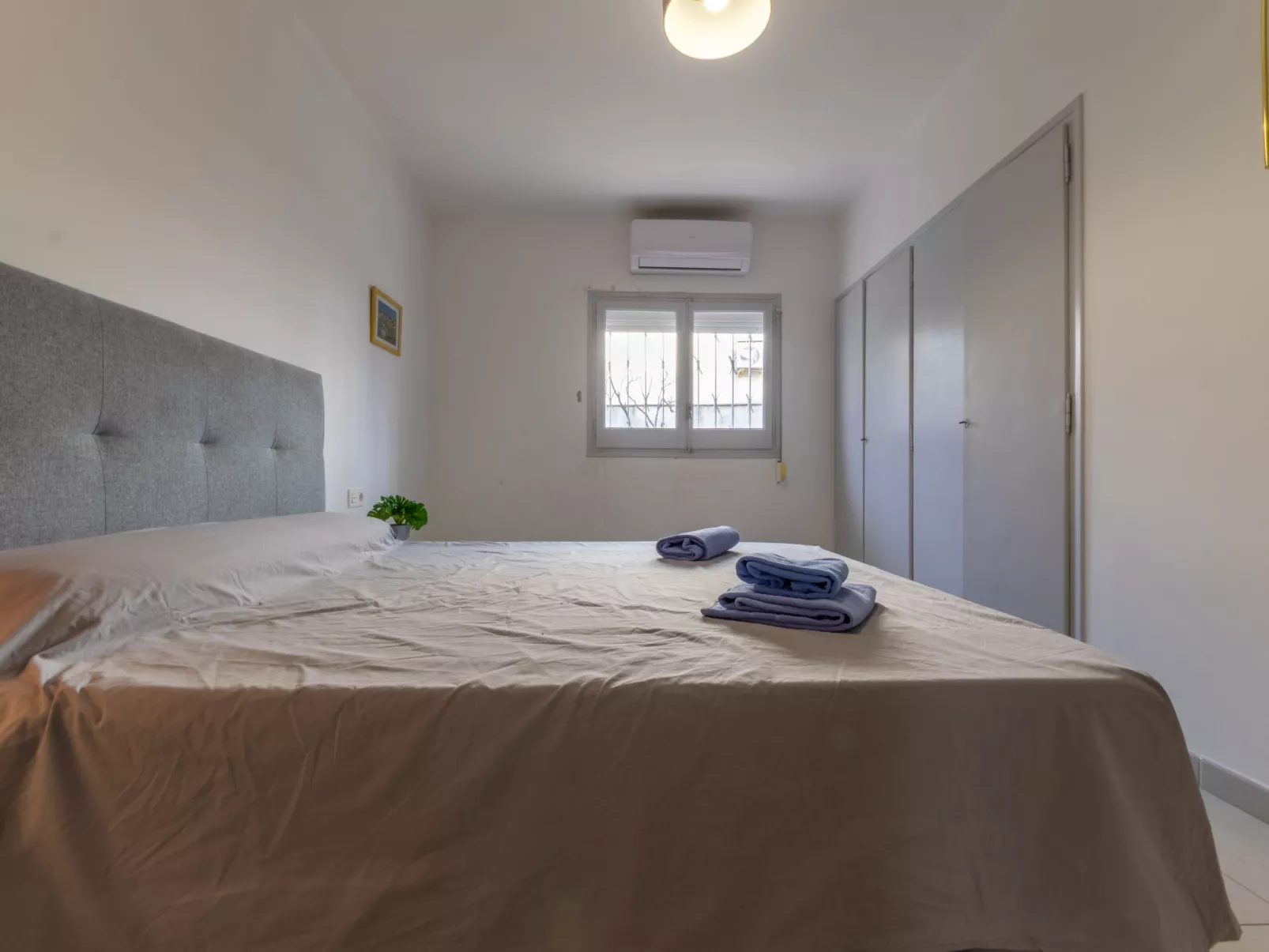 Higini Angles - Dedans