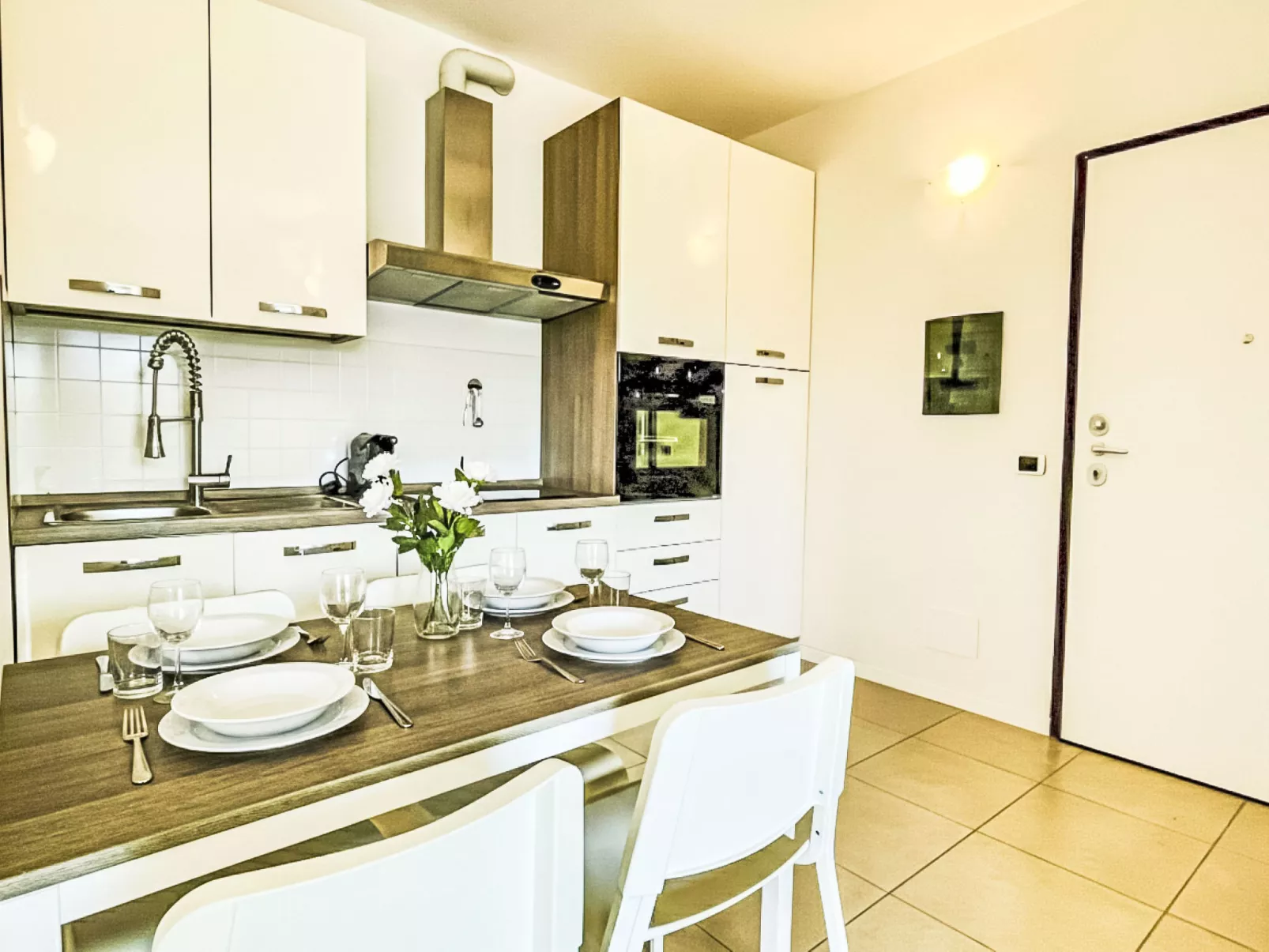 Sole e Fiori - Drinnen