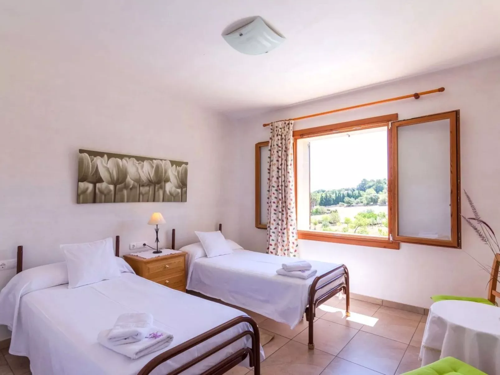 Schönes Landhaus mit Panoramablick auf die Berge - Dedans