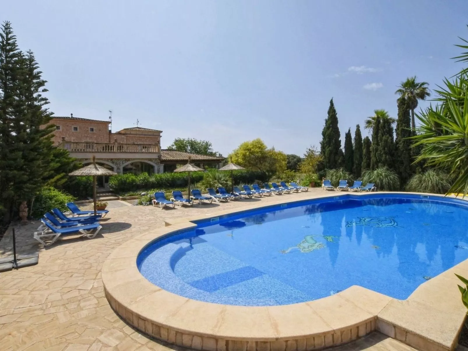 In Campos mit Privatem Pool - Draußen