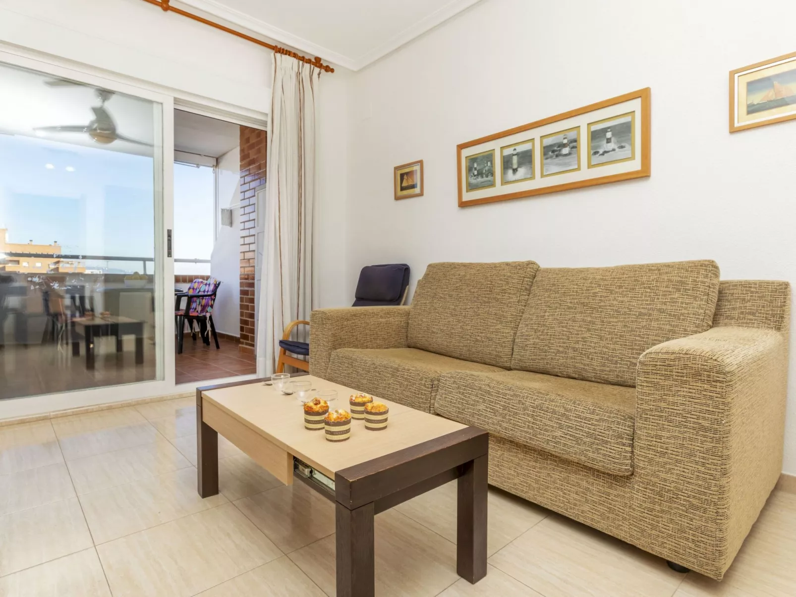 Playa Coral II - Drinnen